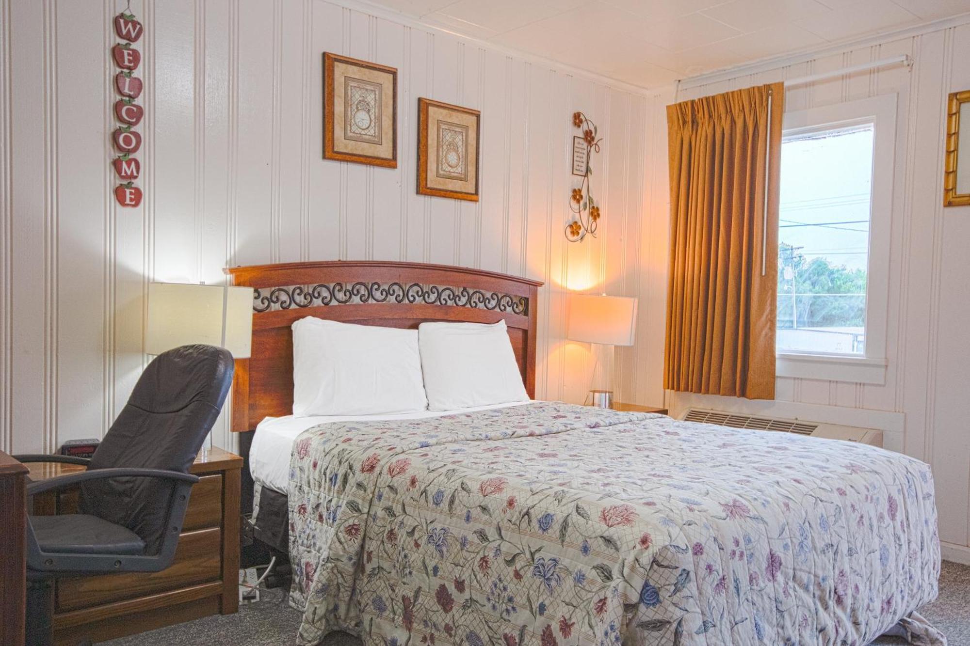 Sunflower Motel Hiawatha By Oyo Εξωτερικό φωτογραφία