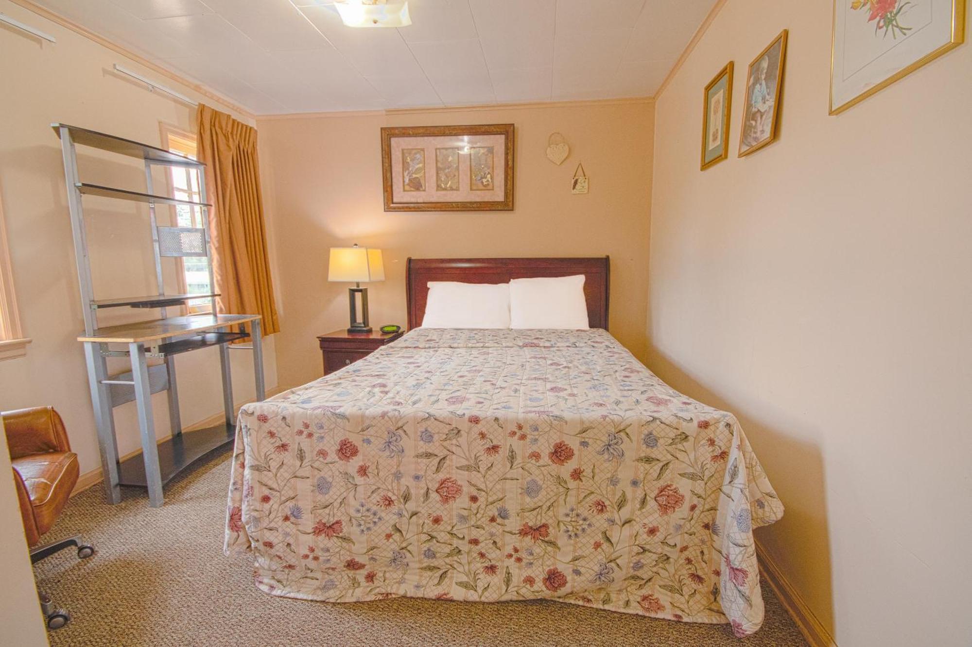 Sunflower Motel Hiawatha By Oyo Εξωτερικό φωτογραφία