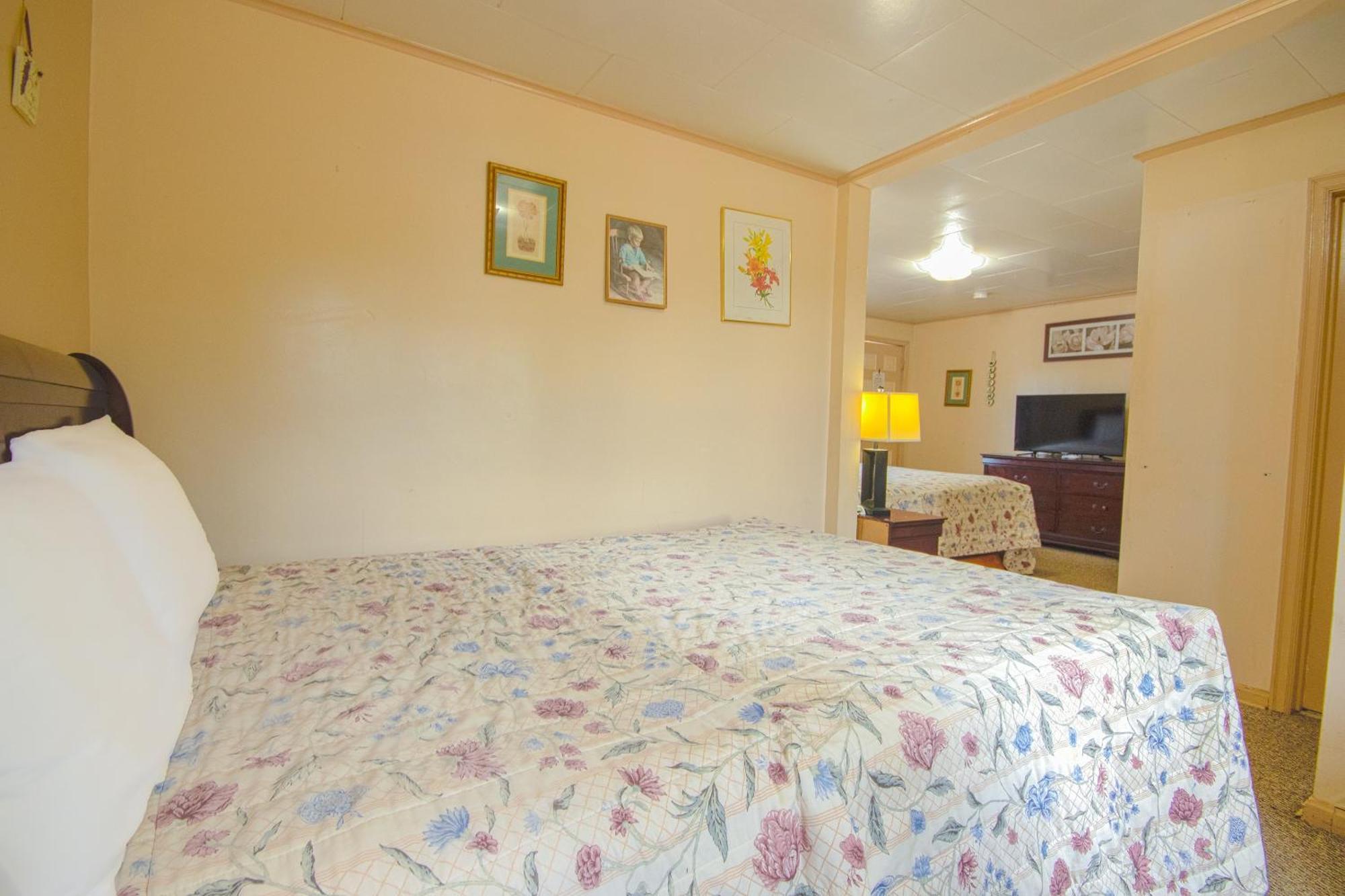 Sunflower Motel Hiawatha By Oyo Εξωτερικό φωτογραφία